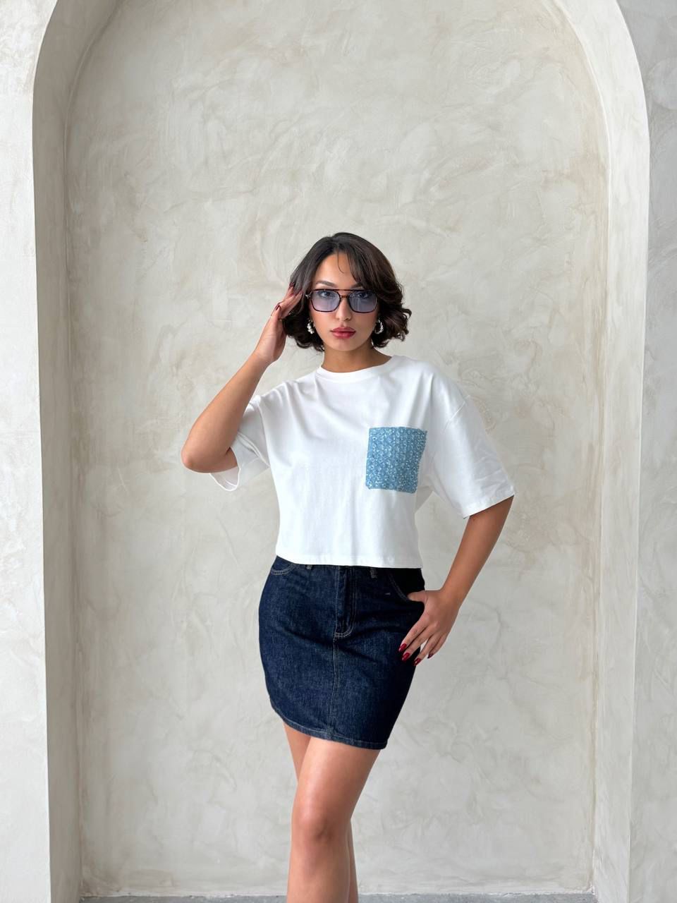T-SHIRT