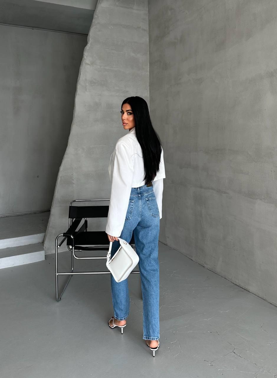 MOM JEANS