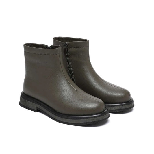 BOOTIES