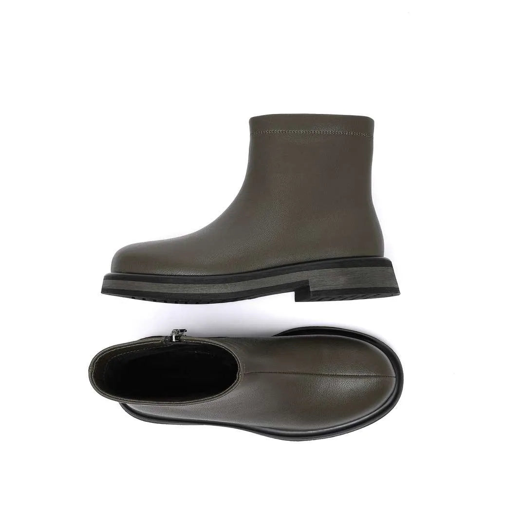 BOOTIES
