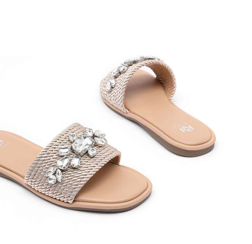 SANDAL