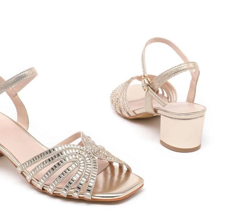 SANDAL