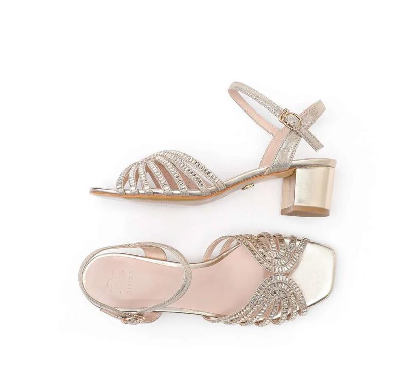 SANDAL