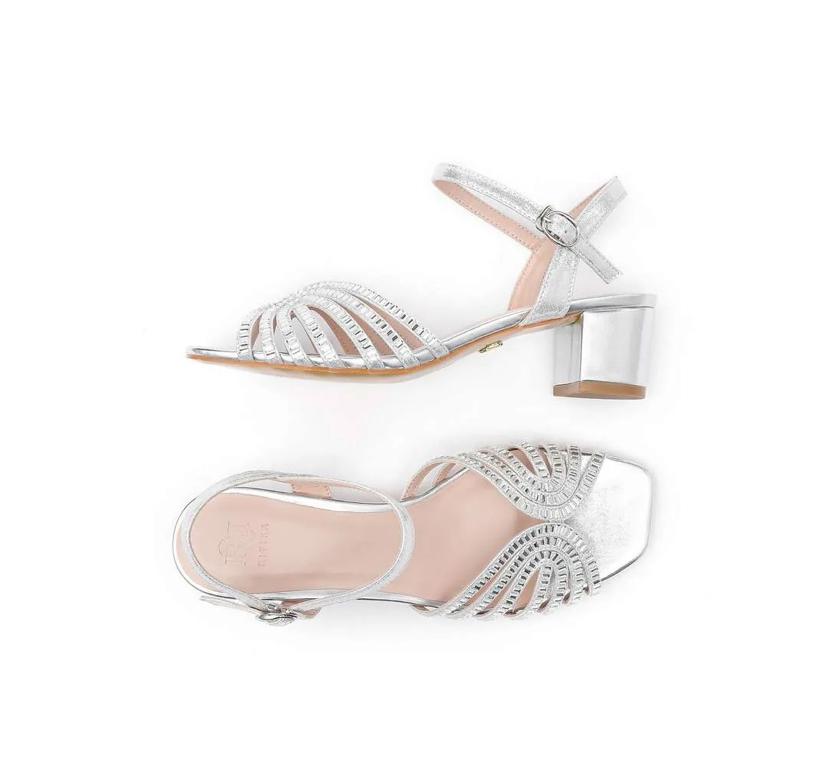 SANDAL