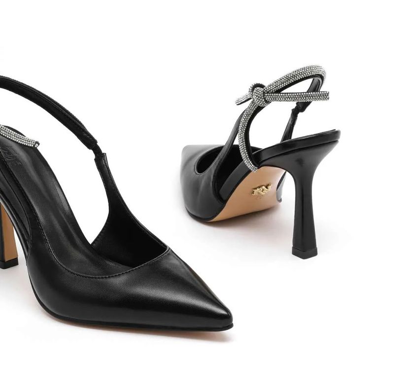 PUMPS