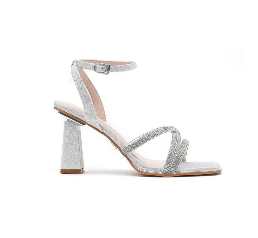 SANDAL