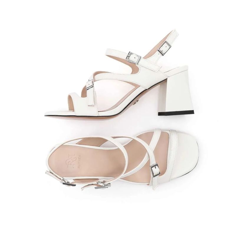 SANDAL