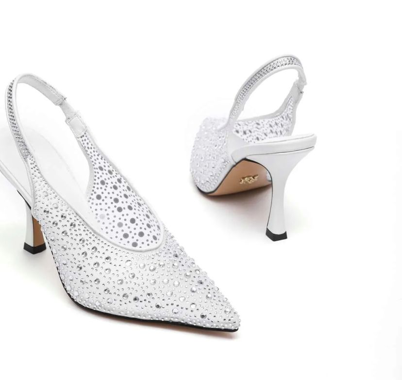PUMPS