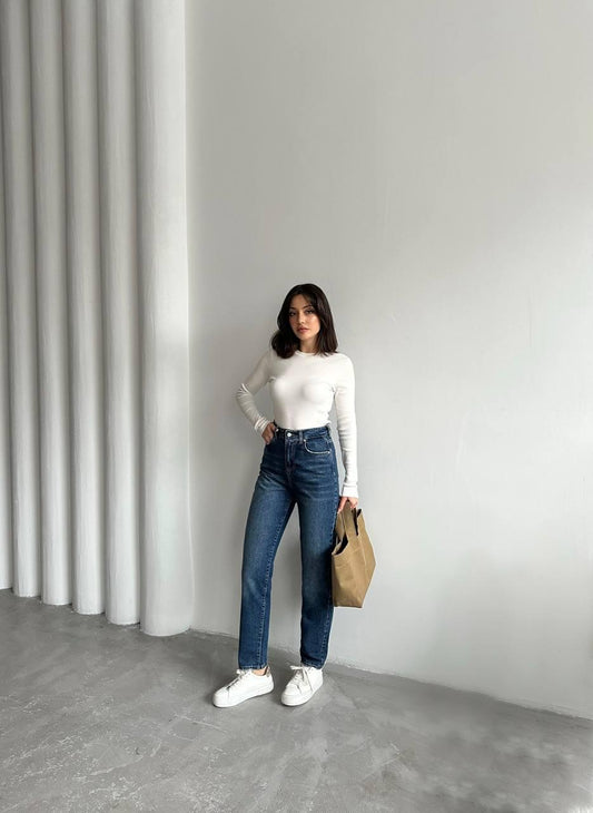 MOM JEANS