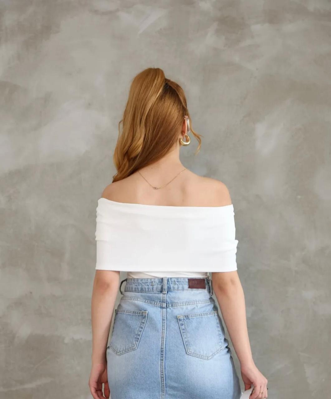 OFF-SHOULDER BASIC