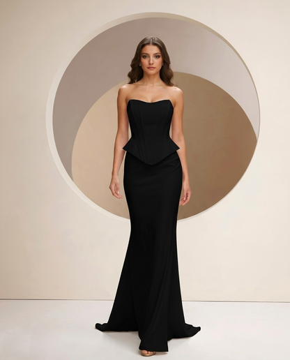 Élan Black Dress