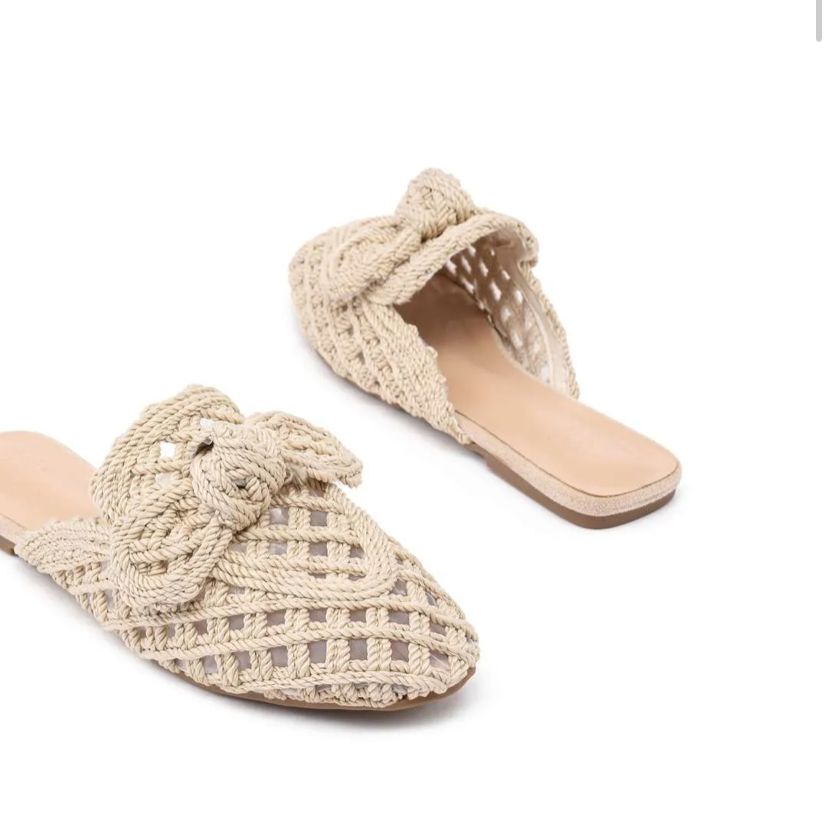 SANDAL