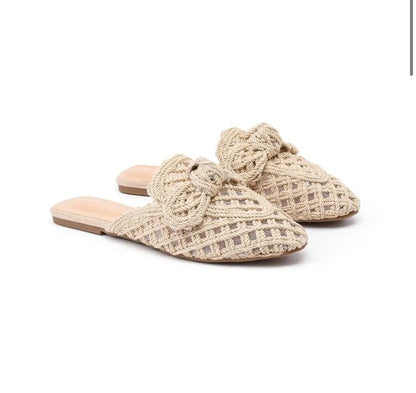 SANDAL