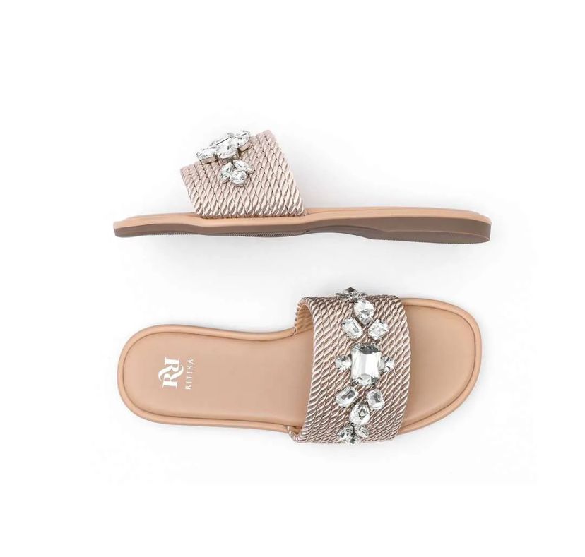 SANDAL