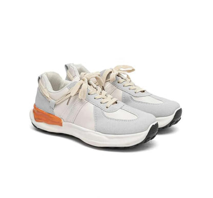SPORT SHOES