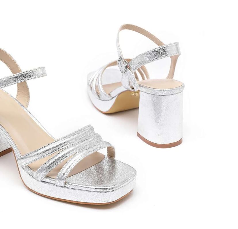 SANDAL
