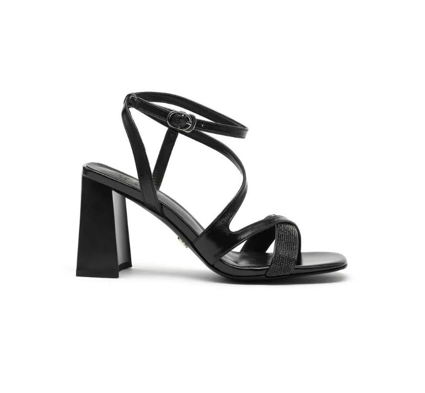 SANDAL