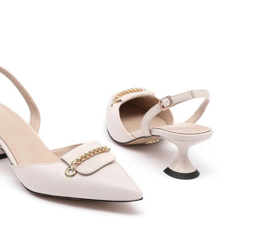 PUMPS