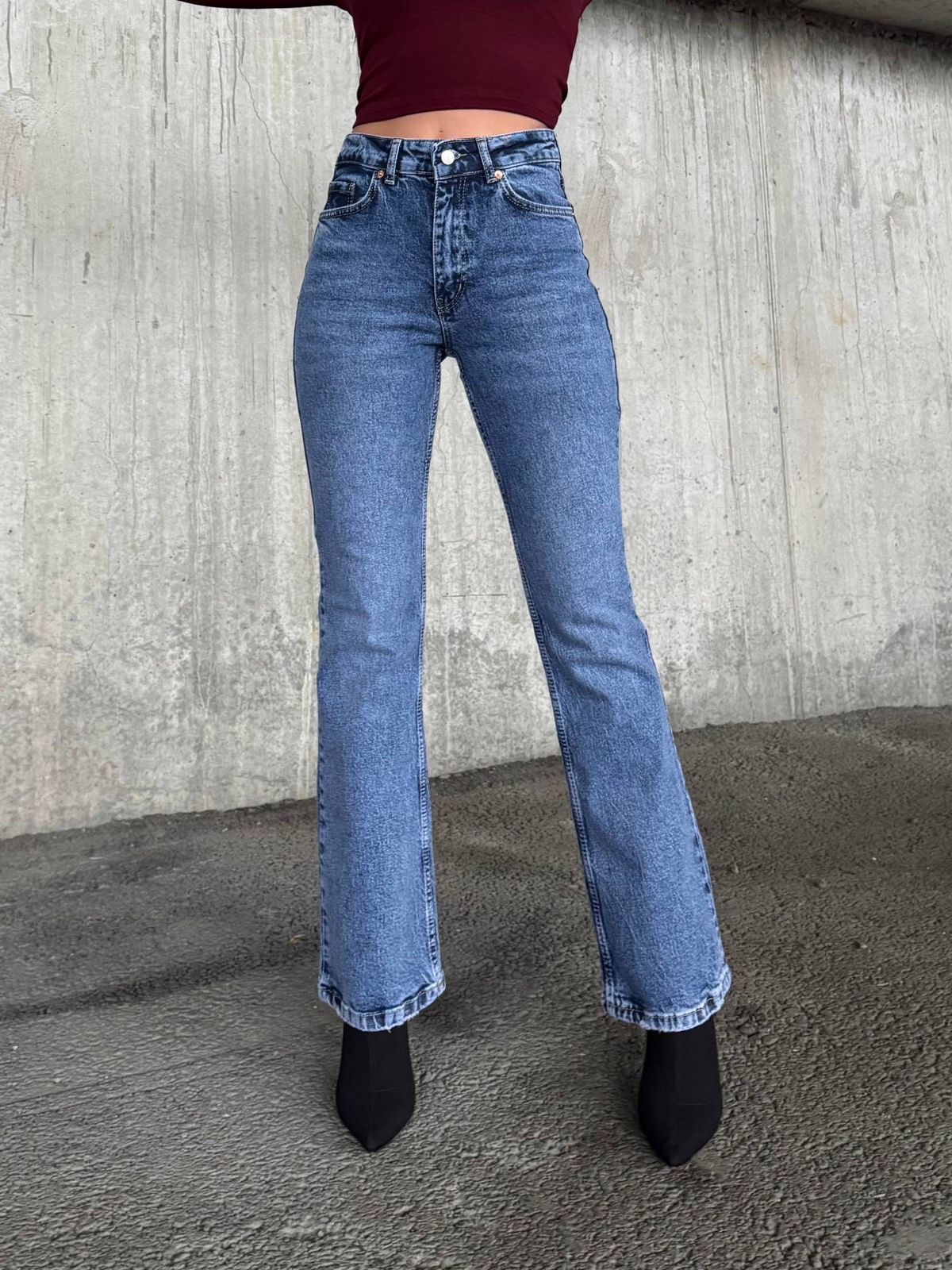 BLUE LYCRA FLARE JEANS