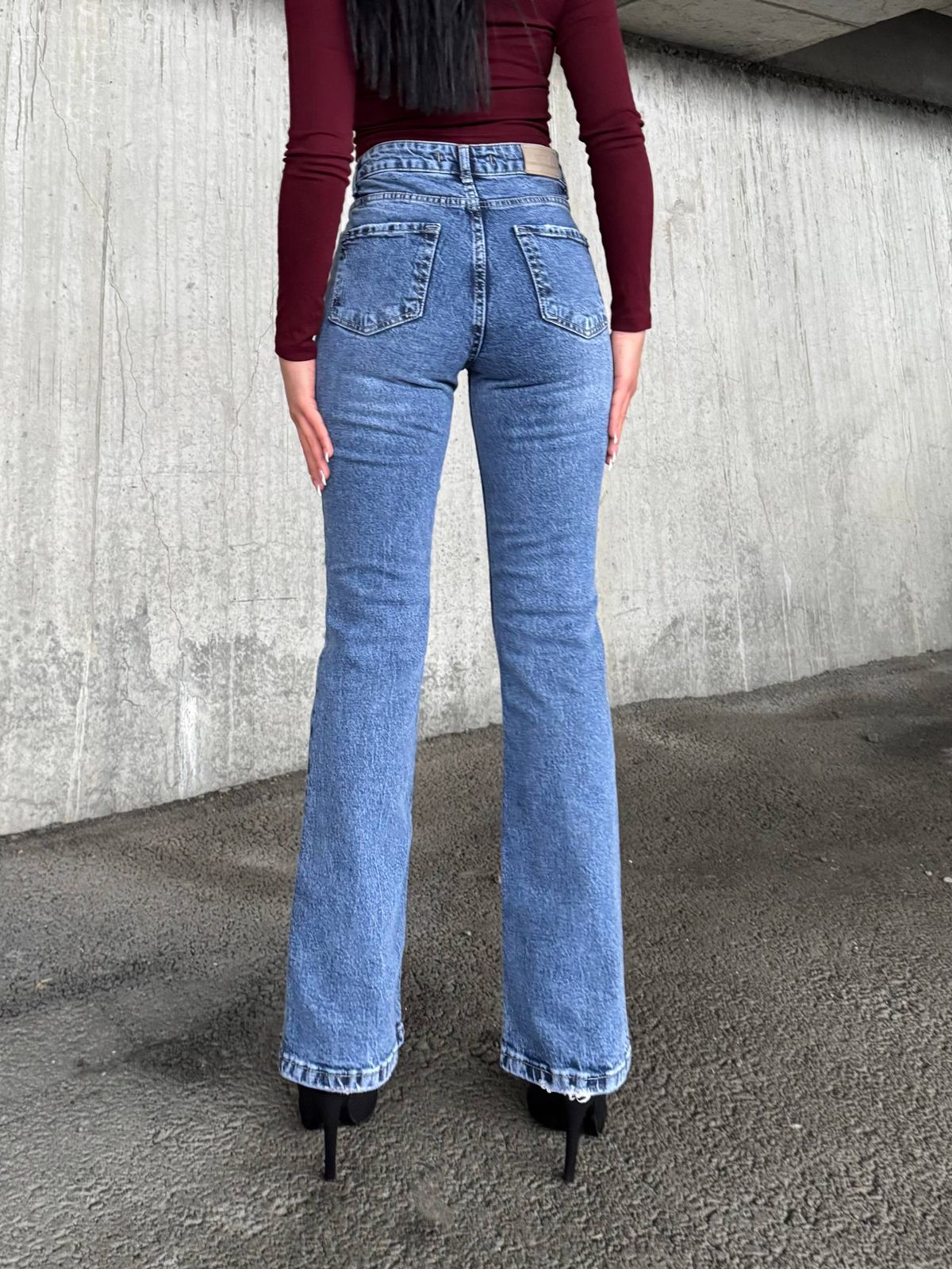 BLUE LYCRA FLARE JEANS