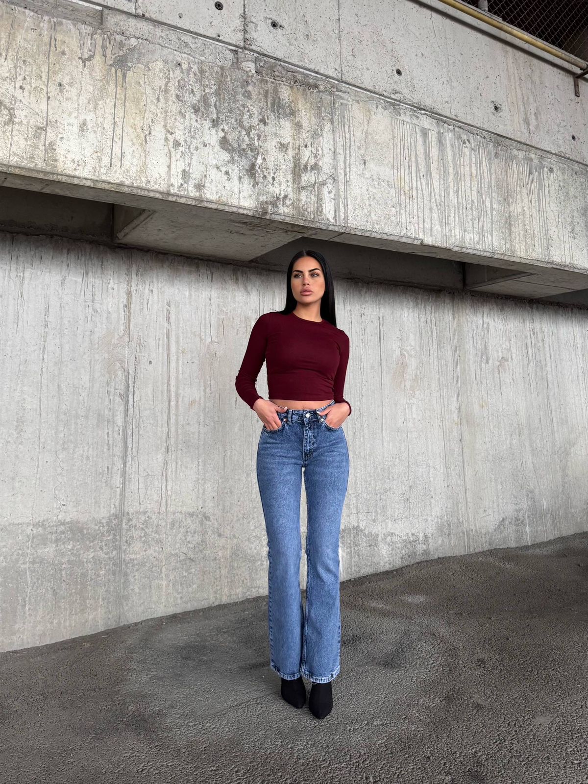 BLUE LYCRA FLARE JEANS