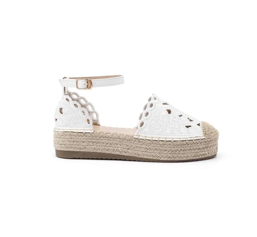 SANDAL