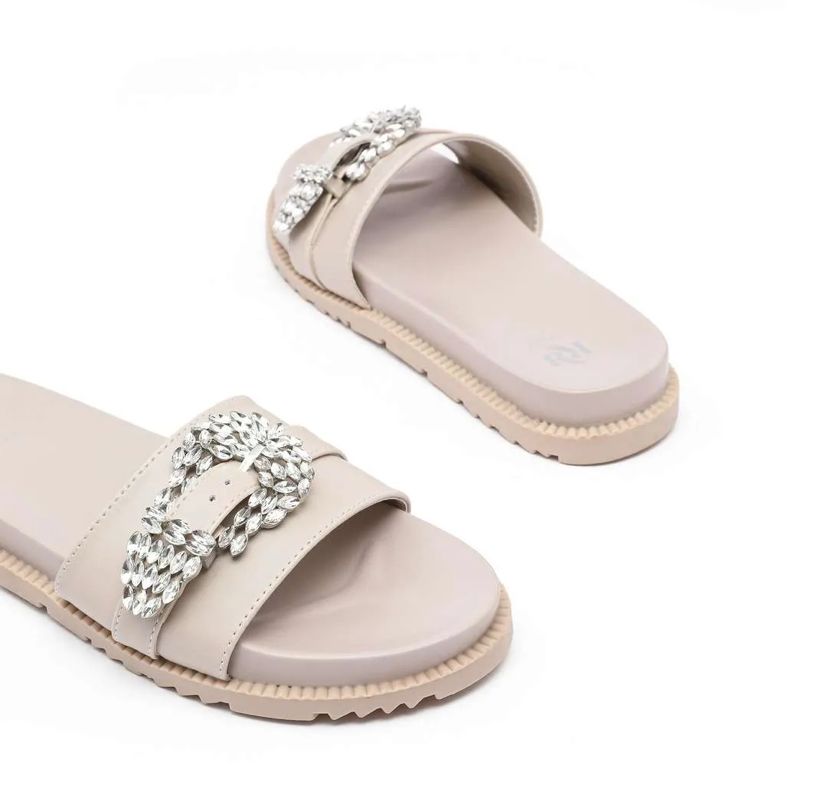 SANDAL