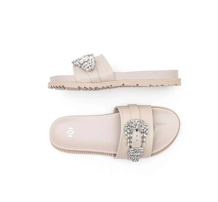 SANDAL