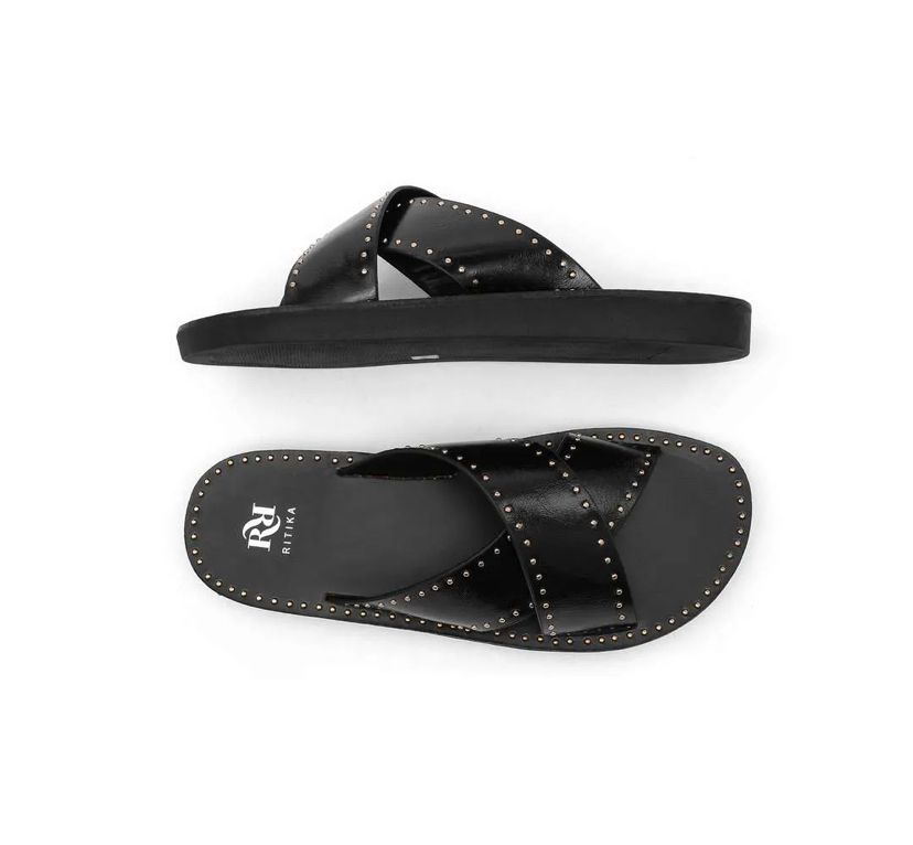 SANDAL