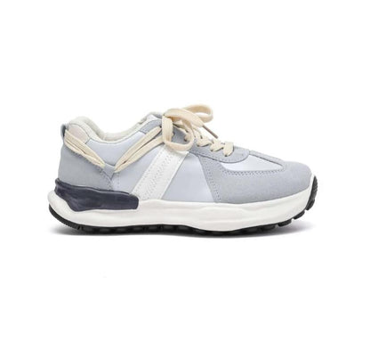 SPORT SHOES