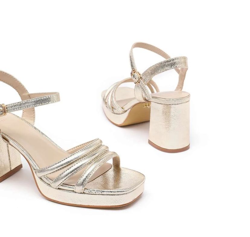 SANDAL