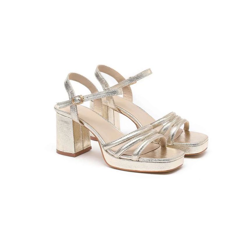 SANDAL
