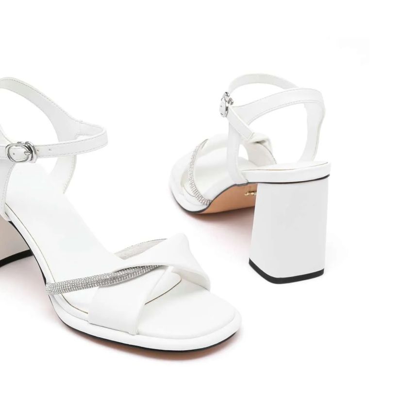 SANDAL