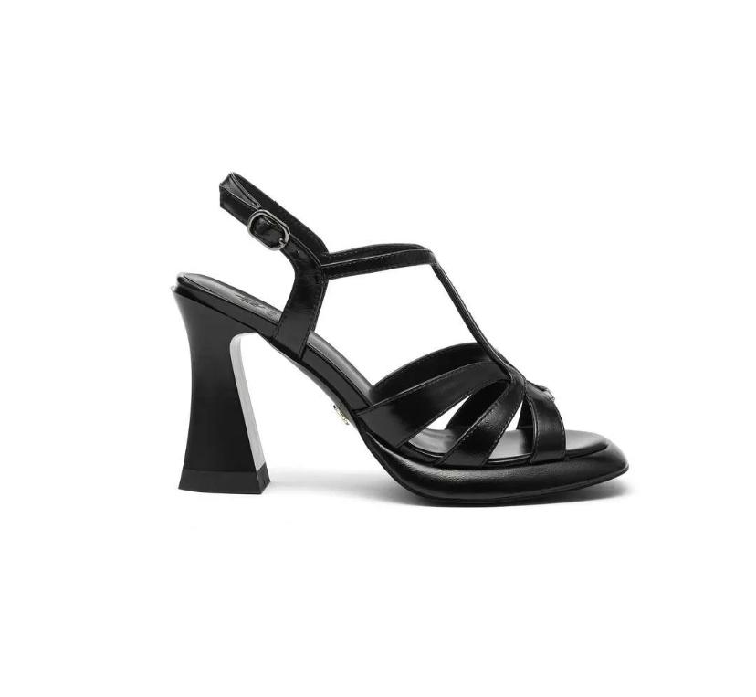 SANDAL
